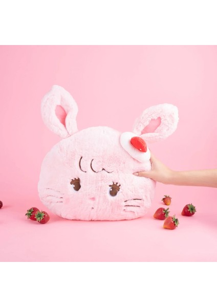 Mikko Lisanslı Çilek Serisi Peluş Yastık 40Cm - Cammy fırsatları