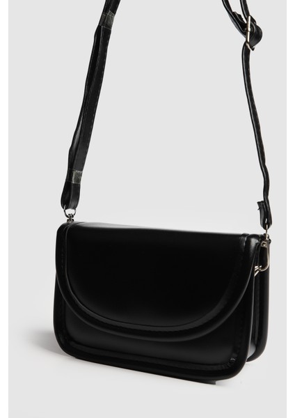 Lagraccio Paris Kadın Lane Küçük Boy Askılı Çanta Siyah fiyatları