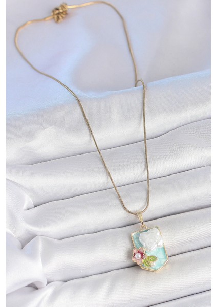 316L Çelik Gold Renk Zincir Mavi Mineli Incili Çiçek Işlemeli Portre Model Kadın Kolye fiyatları