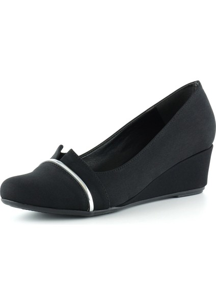 Colel Siyah Krep Metal Detaylı Yuvarlak Burun Dolgu Topuklu Günlük Ayakkabı