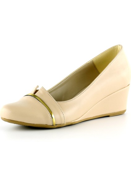 Colel Ten Metal Detaylı Yuvarlak Burun Dolgu Topuklu Günlük Ayakkabı