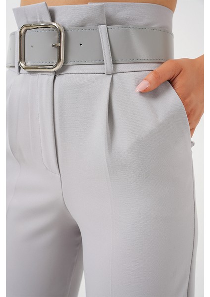 6556 Kemerli Kumaş Pantolon - Gri indirimleri