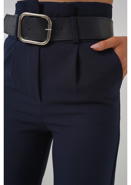 6556 Kemerli Kumaş Pantolon - Lacivert indirimleri