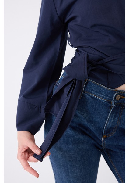 Kadın Lacivert Ispanyol Kol Bağlamalı Beli Kuşaklı Gömlek indirimleri