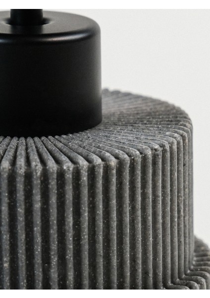 Silva Antrasit Polyresin Sıvı Sabunluk (300 Ml) fırsatları