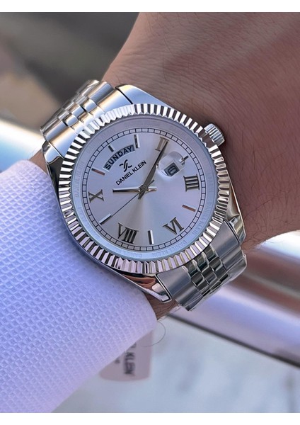 Italyan Model Bileklik Hediyeli Çelik Kordon 3 Atm 2 Yıl Garantili Erkek Kol Saati MY01 fiyatları