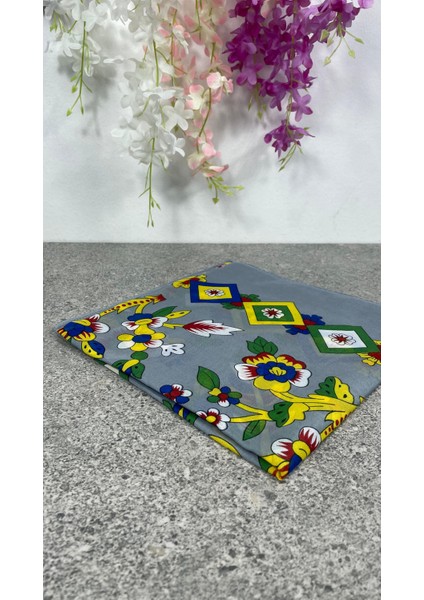 Gri Çiçek Desenli Yazma Eşarp – Çeyizlik ve Günlük Kullanıma Uygun Başörtüsü modelleri