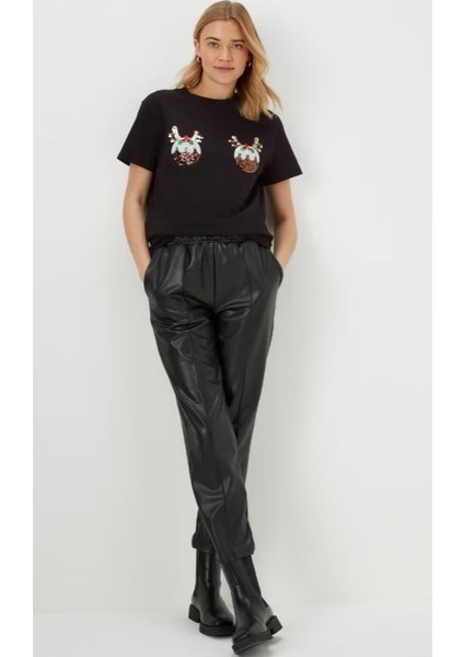 Moda Kadın Siyah Payet Işlemeli Yılbaşı Temalı Kısa Kollu Tişört – Parlak Detaylı, Rahat Kesim, Günlük ve Özel Gün Kombinleri Için modelleri