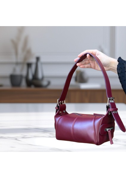 Rugan Silindir Bordo El ve Omuz Çanta modelleri