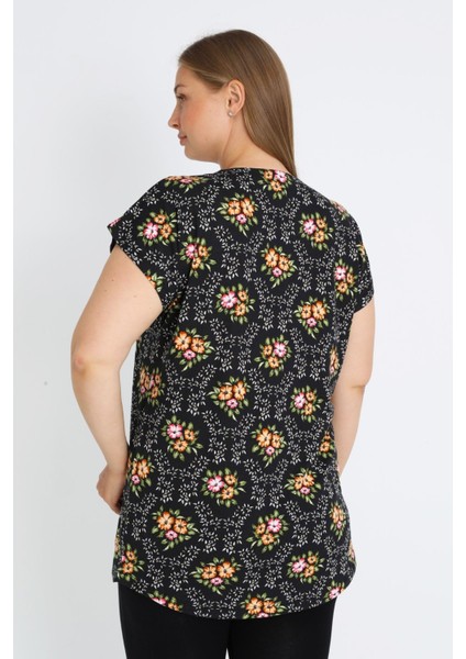 Siyah Büyük Beden Pamuklu Çiçek Desenli Pamuklu Bluz