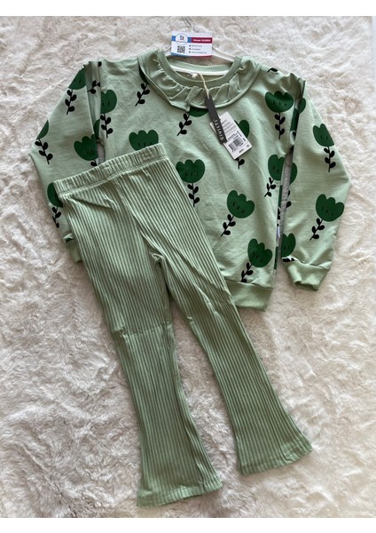 Yeşil Laleli Kız Ikili Takım