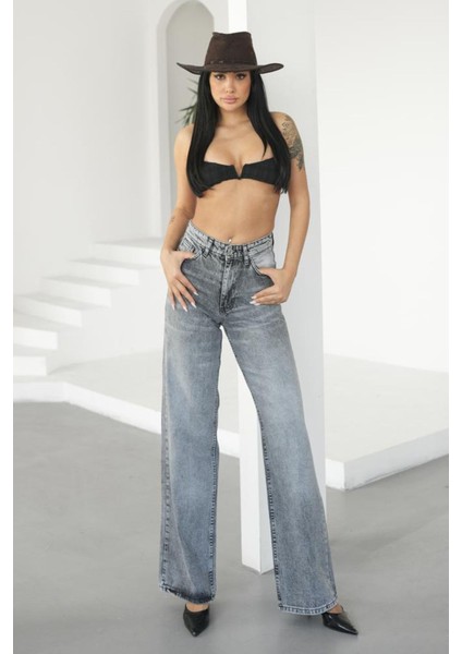 Kadın Gri Relaxed Fit Yüksek Bel Jeans fiyatları