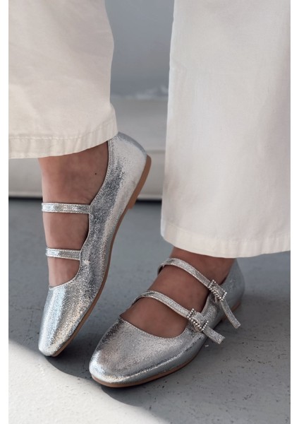 Harwor Parlak Deri Toka Detaylı Kadın Babet Gümüş