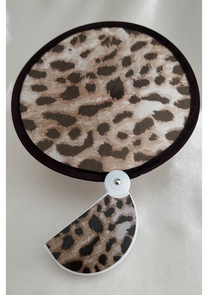 Kahverengi Leopar Desenli Aparatlı Çantalı Katlanabilir Tasarım Yuvarlak Yelpaze (21*21) fiyatları