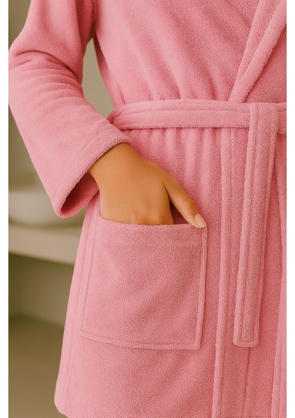 Nevin Modeli Bornoz Takımı – %100 Pamuk Bornoz ve 50X90 Yüz Havlusu