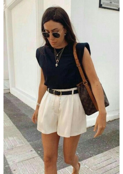 Beyaz Yüksek Bel Wed Leg Pileli Kadın Mini Şort MG2537 fırsatları