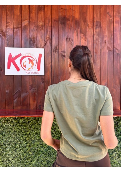 Wc Dollar / Kadın Haki Renk T-Shirt fırsatları