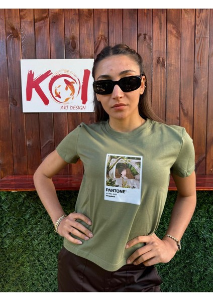 Pantone Sleepyhead / Kadın Haki Renk T-Shirt