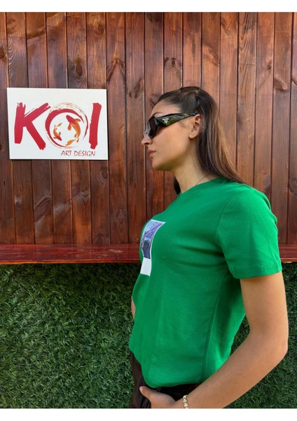 Pantone J9Z / Kadın Yeşil Renk T-Shirt modelleri