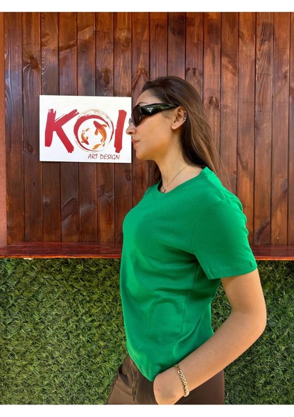 Basic Baskısız Düz Model / Kadın Yeşil Renk T-Shirt modelleri
