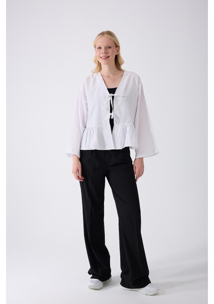 Önü Baglamalı Beyaz Fırfırlı Kimono fiyatları