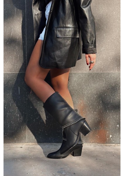 Madoks Mat Deri Troklu Siyah Kadın Çizme modelleri