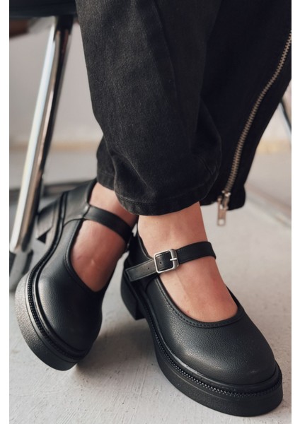 Vodes Mat Deri Siyah Mary Jane