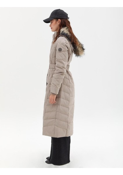 KA-A23-27006 Kayra Kaz Tüyü Mont modelleri