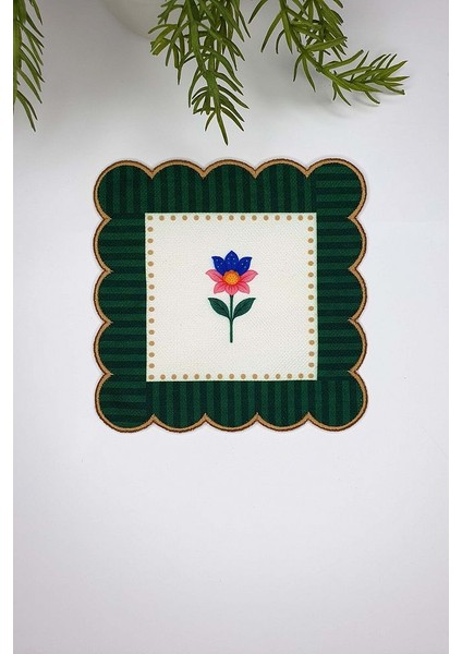 Yeşil Çizgili Renkli Çiçek Desenli Nakış Kenar Kokteyl Peçetesi 1 Adet