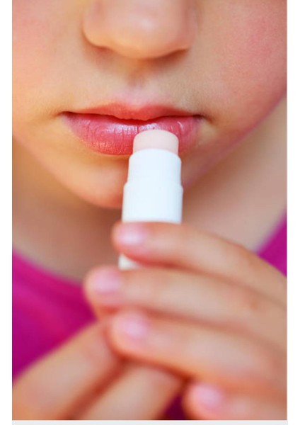 Nemlendirici Çocuk Dudak Bakım Kremi - Lip Balm Shea Butter & E Vitamini 4 Gr. modelleri