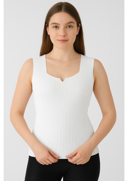 Beyaz Triko Yüksek Kalite Kalın Askılı Kolsuz Bluz Fitilli Esnek Yumuşak Ince Yazlık Kare Yaka