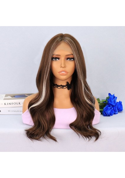 Kumral Önlerde Platin Işıltılı Dalgalı Tül Peruk