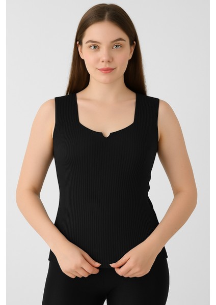 Siyah Triko Yüksek Kalite Kalın Askılı Kolsuz Bluz Fitilli Esnek Yumuşak Ince Yazlık Kare Yaka