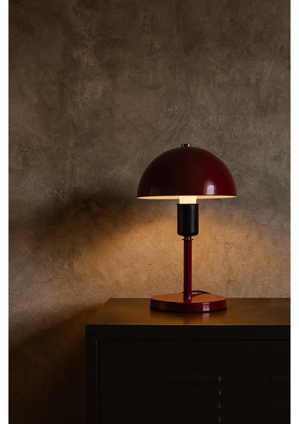Modern Bordo Metal Masa Lambası – Mantar Başlıklı Dekoratif Masa ve Komodin Lambası