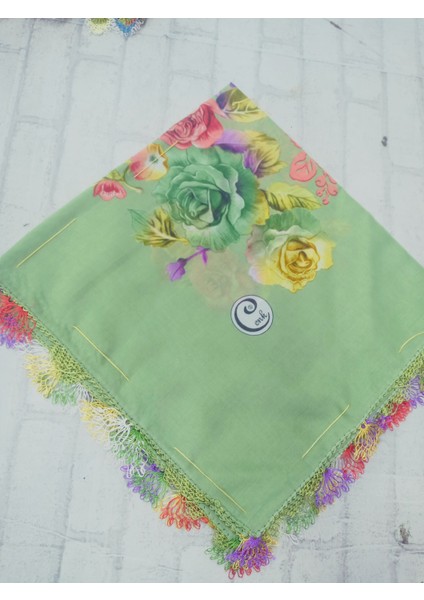 ve Reyhan %100 Pamuk Yazma Üzerine Tamamı El Işi Dört Tarafı Oyalı Yazma, Eşarp, Mevlit Örtüsü 100 x 100CM