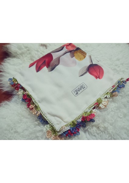 ve Reyhan %100 Pamuk Yazma Üzerine Tamamı El Işi Dört Tarafı Oyalı Yazma, Eşarp, Mevlit Örtüsü 100 x 100CM fırsatları