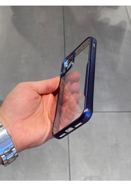 Apple iPhone 11 Uyumlu Şeffaf Kenarları Şeritli Koruyucu Silikon Kılıf fiyatları