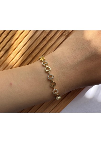 Kalp Model Taşlı 14K Altın Renginde Çelik Bileklik fiyatları