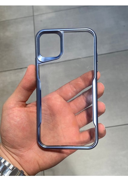 Iphone 11 Uyumlu Şerit Detaylı Darbe Emici Şeffaf Silikon Kılıf