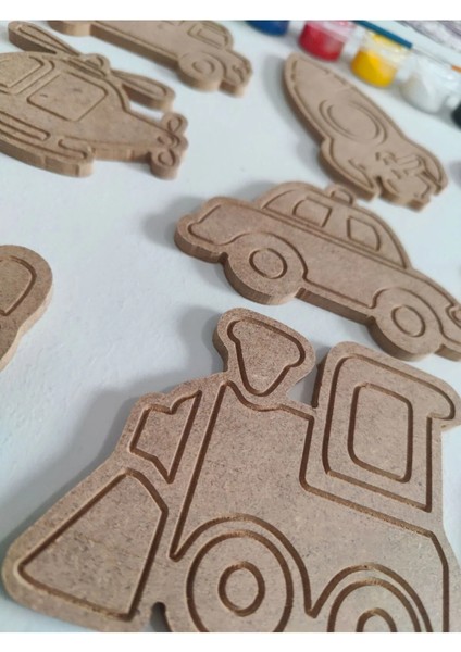 12 Parça Boyanabilir Ahşap Araç Figürleri / Eğitici Boyama Seti / Boyama Etkinliği fiyatları