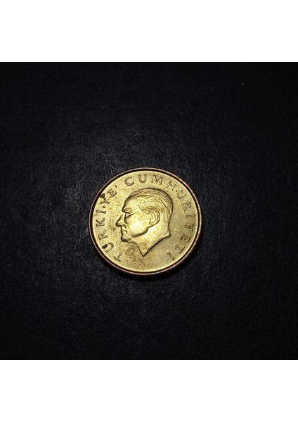 3996368990171B4A22 1990 100 Lira Ççt+ %70 Bakır Para modelleri