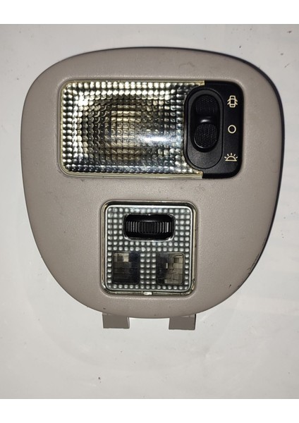 96 250 491 77 Tavan Lambası 206 P E U G E O T