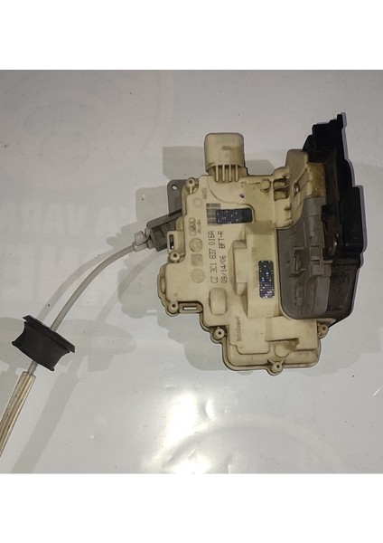Cz 3c1 837 016A Passat B7 Sağ Ön Kapı Kilidi