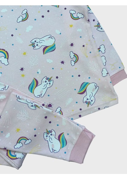 Kız Çocuk Pamuklu Fitilli Kumaş Pembe Gökkuşağı Kedi Desenli Uzun Kollu Mevsimlik Pijama Takımı modelleri