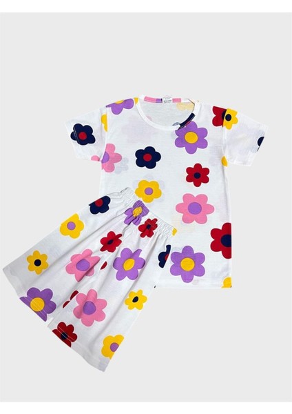Kız Çocuk Pamuklu Beyaz Papatya Çiçek Desenli Kısa Kollu Şortlu Yazlık Pijama Takımı