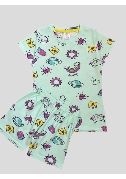 Kız Çocuk %100 Pamuklu Gökkuşağı Kedi Kalp Desenli Yeşil Kısa Kollu Şortlu Yazlık Pijama Takımı