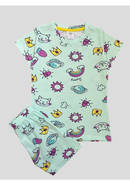Kız Çocuk %100 Pamuklu Gökkuşağı Kedi Kalp Desenli Yeşil Kısa Kollu Şortlu Yazlık Pijama Takımı modelleri