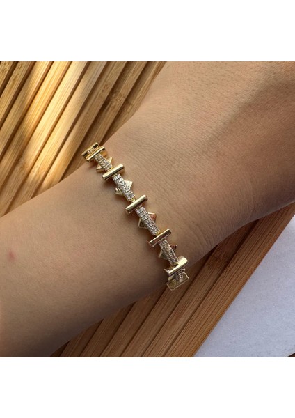 Trend Model Taşlı Çelik Gold Bileklik
