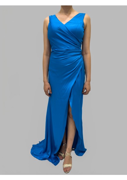 Yırtmaç Detaylı Drapeli Saten Abiye & Renk Varyantlı fiyatları