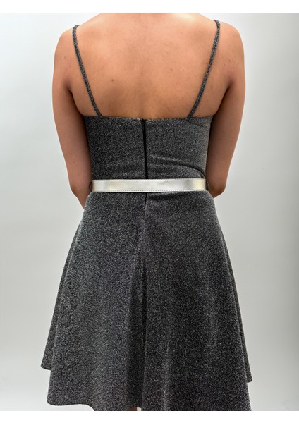 Simli Askılı Kemerli Mini Elbise fırsatları